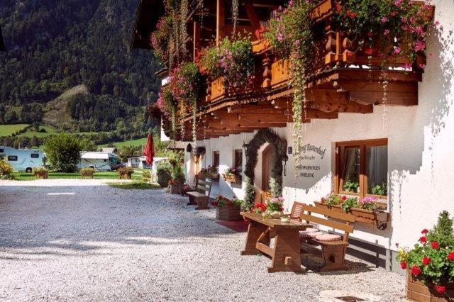 Gaestehaus Kastenhof Sankt Johann im Pongau Ngoại thất bức ảnh