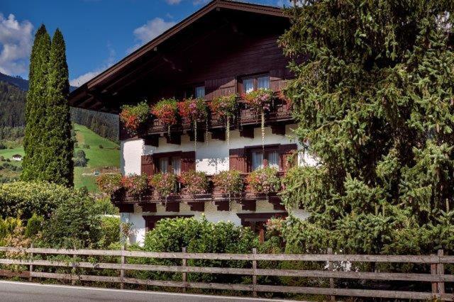 Gaestehaus Kastenhof Sankt Johann im Pongau Ngoại thất bức ảnh